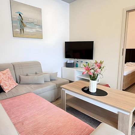 Apartamenty Marianska 103 라시보르츠 외부 사진